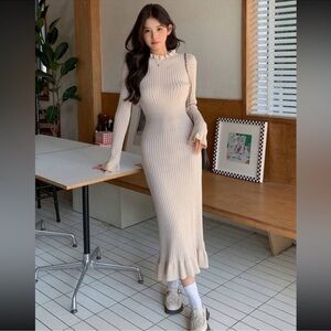 DAZY Mermaid Hem Long Sleeves Sweater Dress size Medium